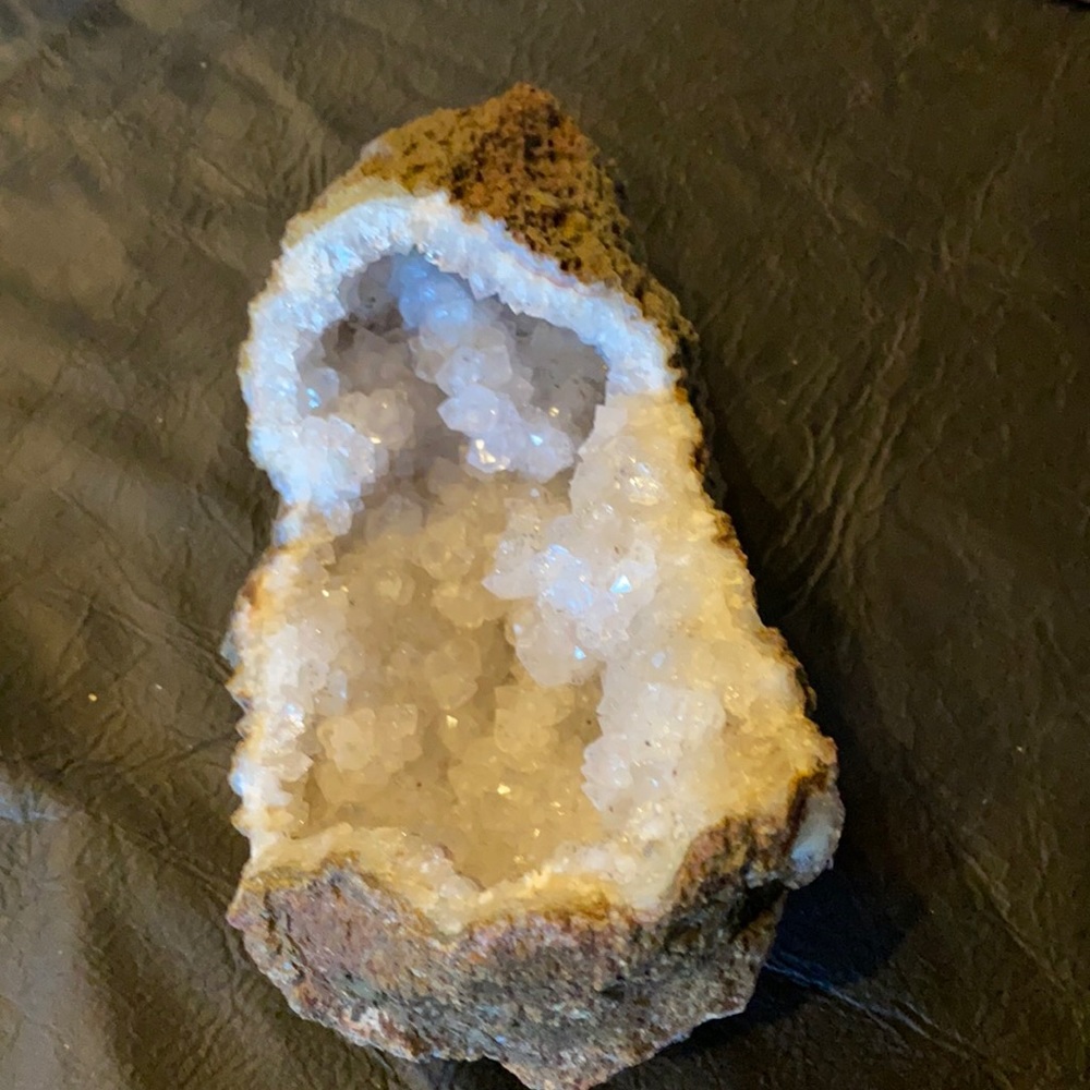 Geode Quartz Crystal from morocco